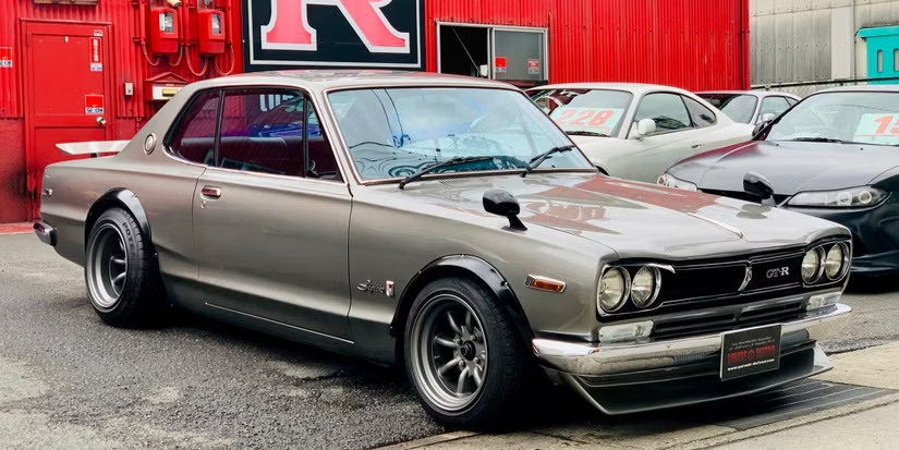 Grey-Modified-Nissan-Skyline